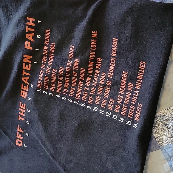 Justin Moore Concert Tee - Picture 2 of 3